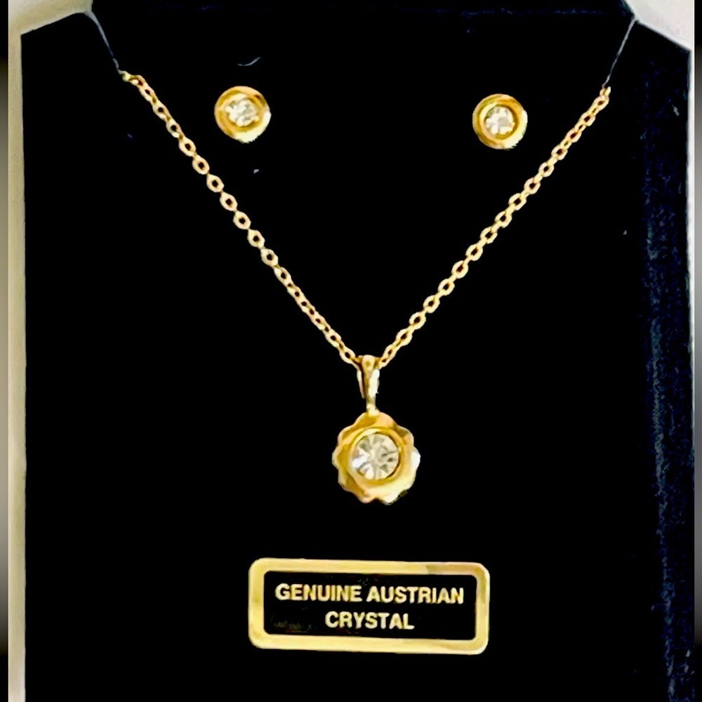Austrian Crystal Necklace and Earring Set Gold Plated